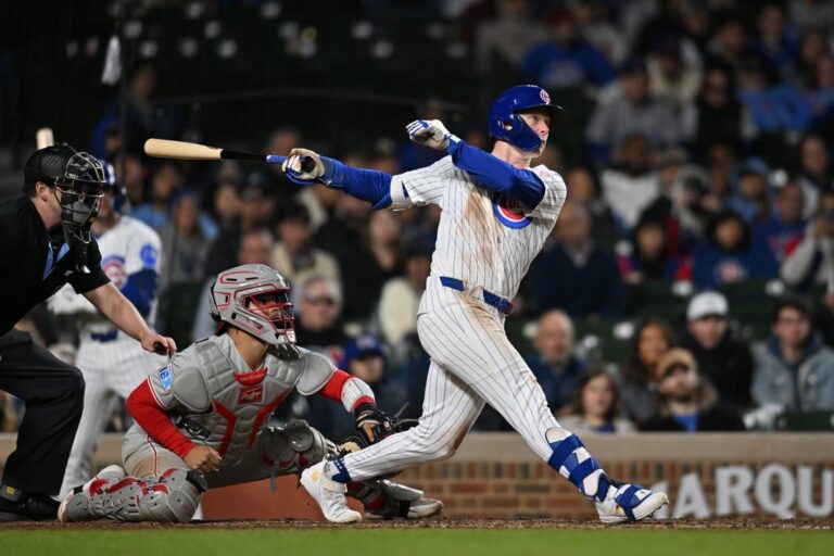 MLB News: Streaking Cubs ride offense into finale vs. sinking Phillies