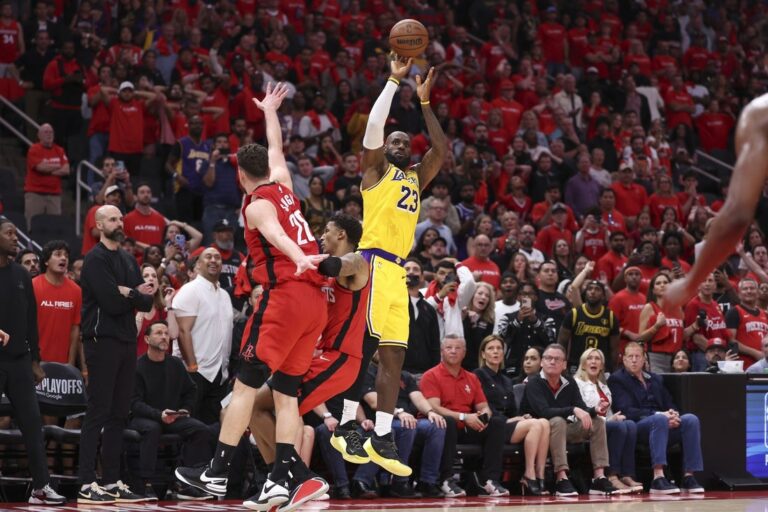 NBA roundup: Lakers rally for OT win, 3-0 lead on Rockets