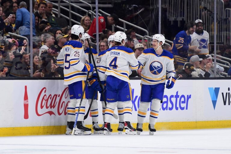 NHL News: Sabres smash Bruins to take 3-1 lead back to Buffalo