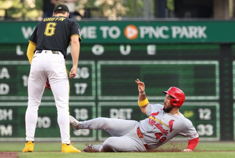 MLB News: Cardinals set season high in runs, blow past Pirates