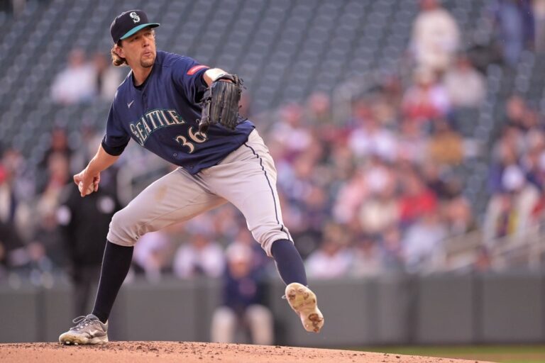 MLB News: Late offensive eruption leads Mariners over Twins