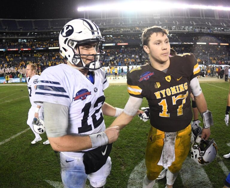 NCAAF News: Report: Puerto Rico gets bowl game, Poinsettia Bowl back